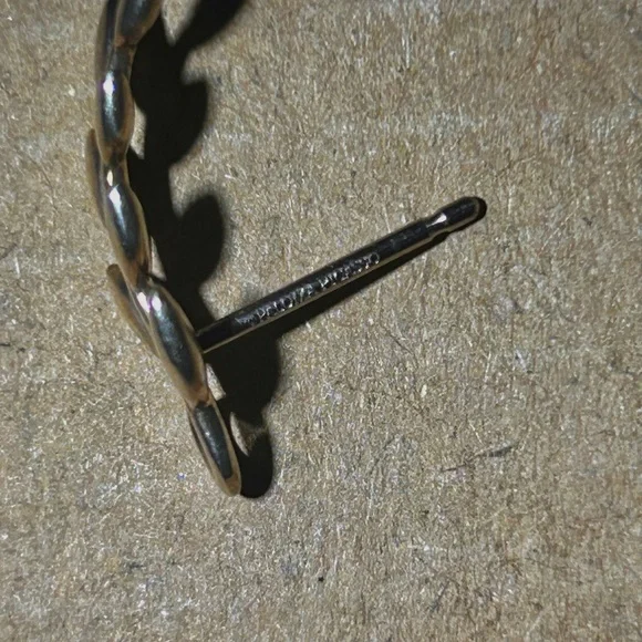 Authentic Tiffany & Co Paloma Picasso Olive leaf climber earrings - Picture 4 of 5